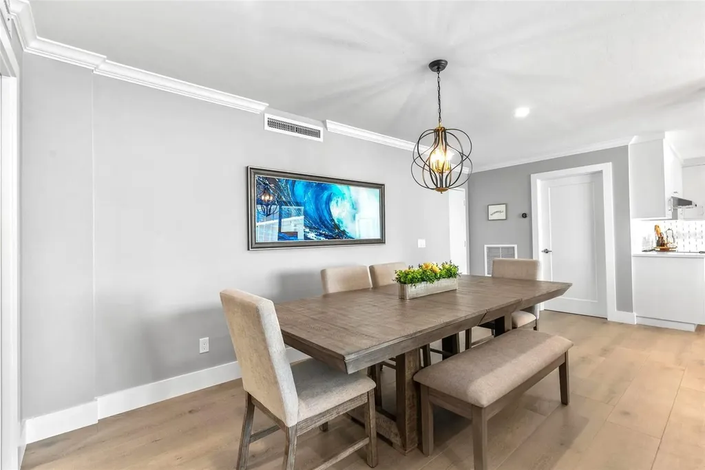 4822 Ocean Boulevard Sarasota FL 34242