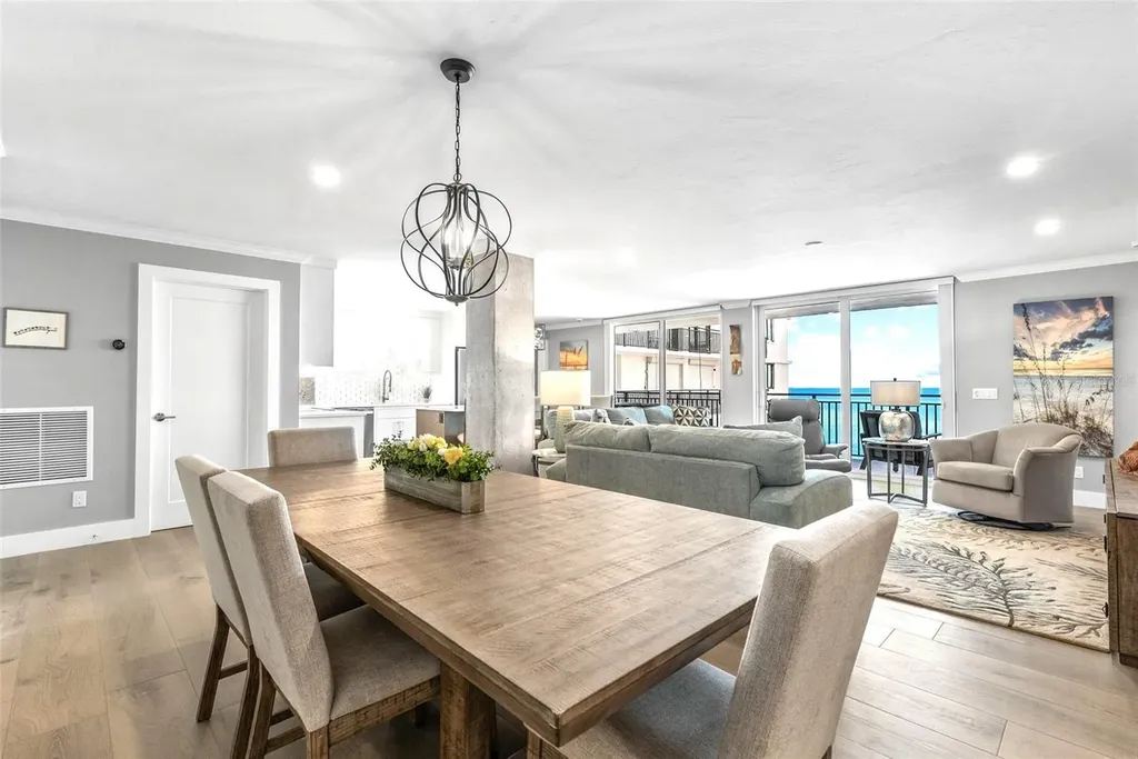 4822 Ocean Boulevard Sarasota FL 34242