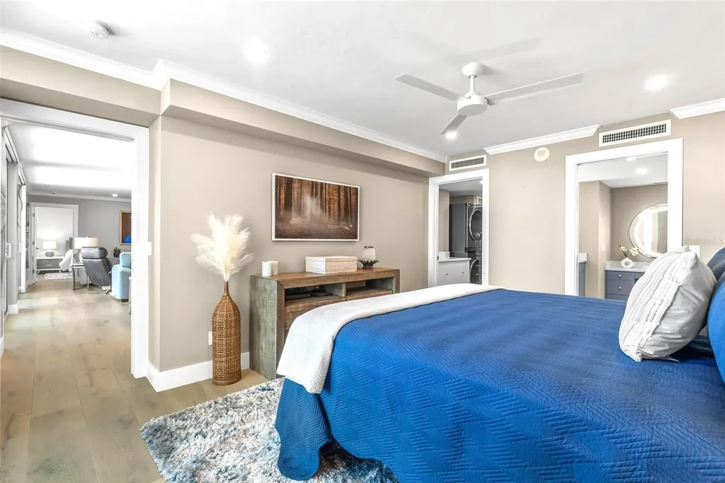 4822 Ocean Boulevard Sarasota FL 34242