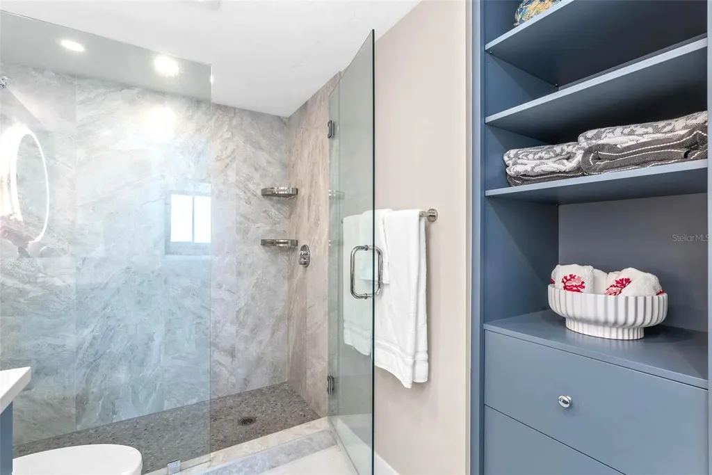 4822 Ocean Boulevard Sarasota FL 34242