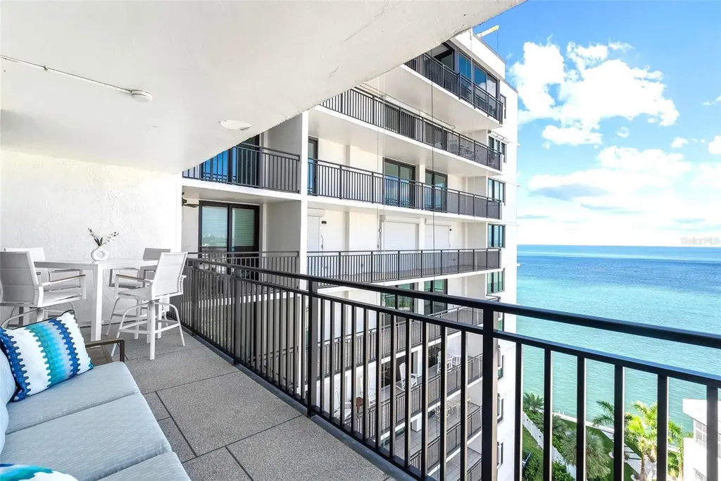 4822 Ocean Boulevard Sarasota FL 34242