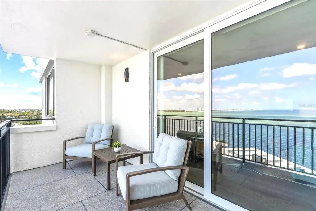 4822 Ocean Boulevard Sarasota FL 34242