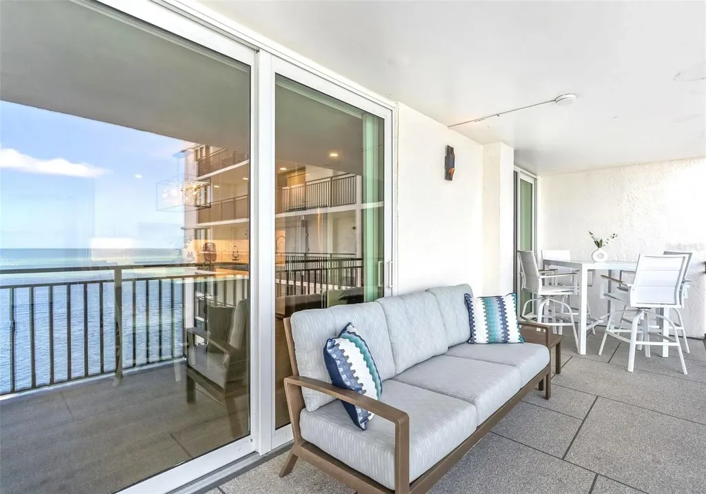 4822 Ocean Boulevard Sarasota FL 34242