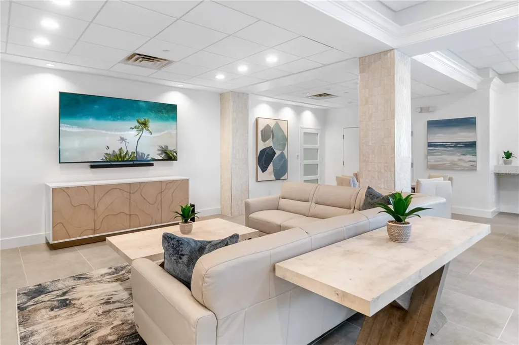 4822 Ocean Boulevard Sarasota FL 34242
