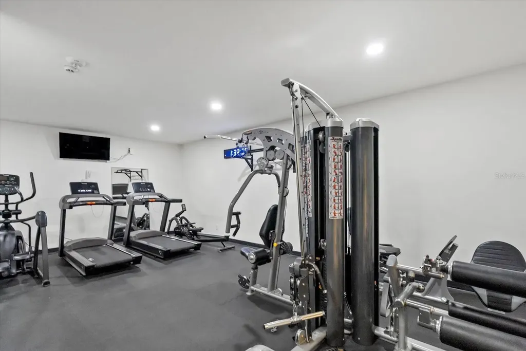 4822 Ocean Boulevard Sarasota FL 34242