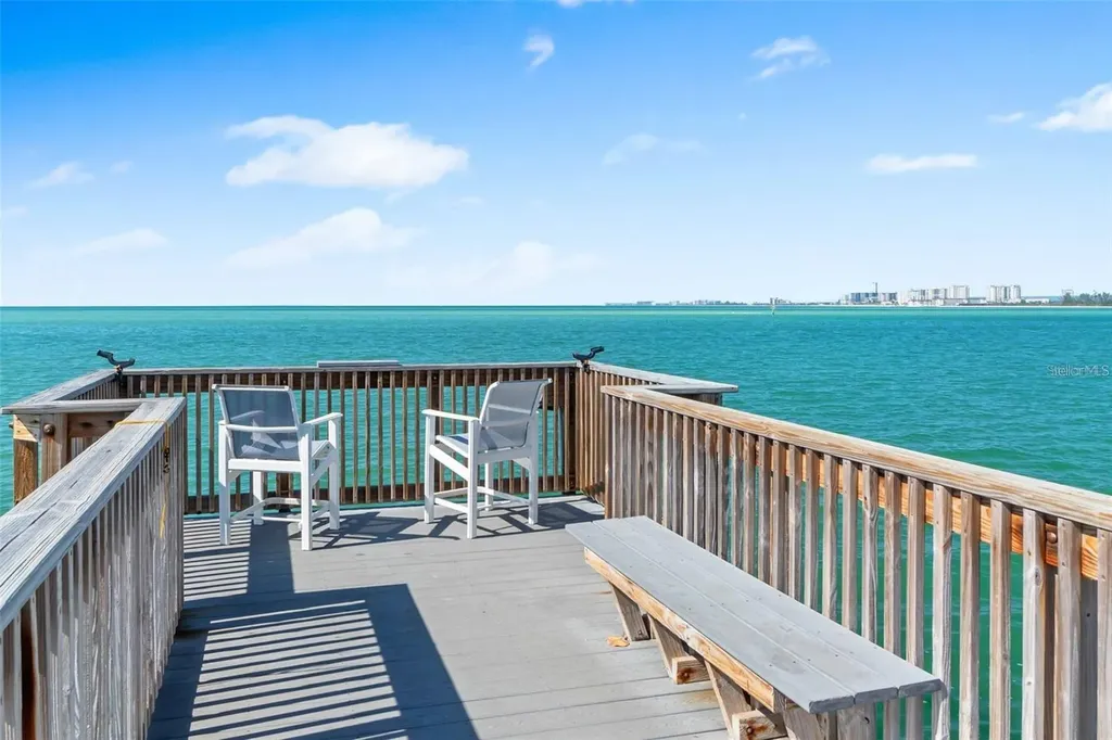 4822 Ocean Boulevard Sarasota FL 34242