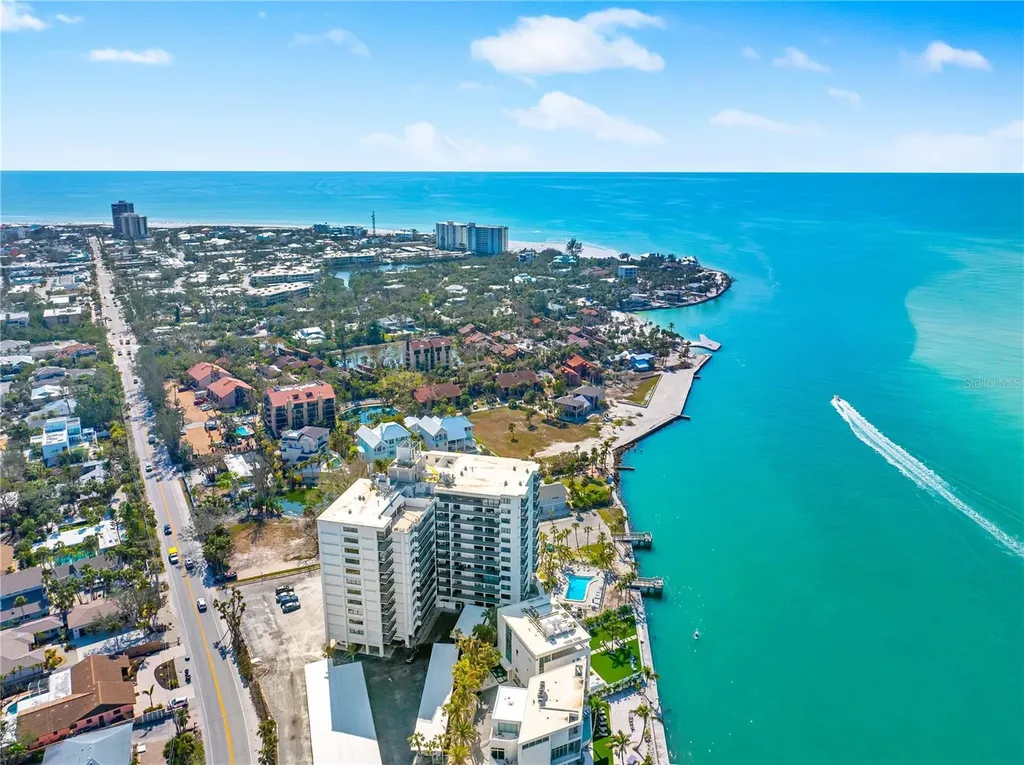 4822 Ocean Boulevard Sarasota FL 34242