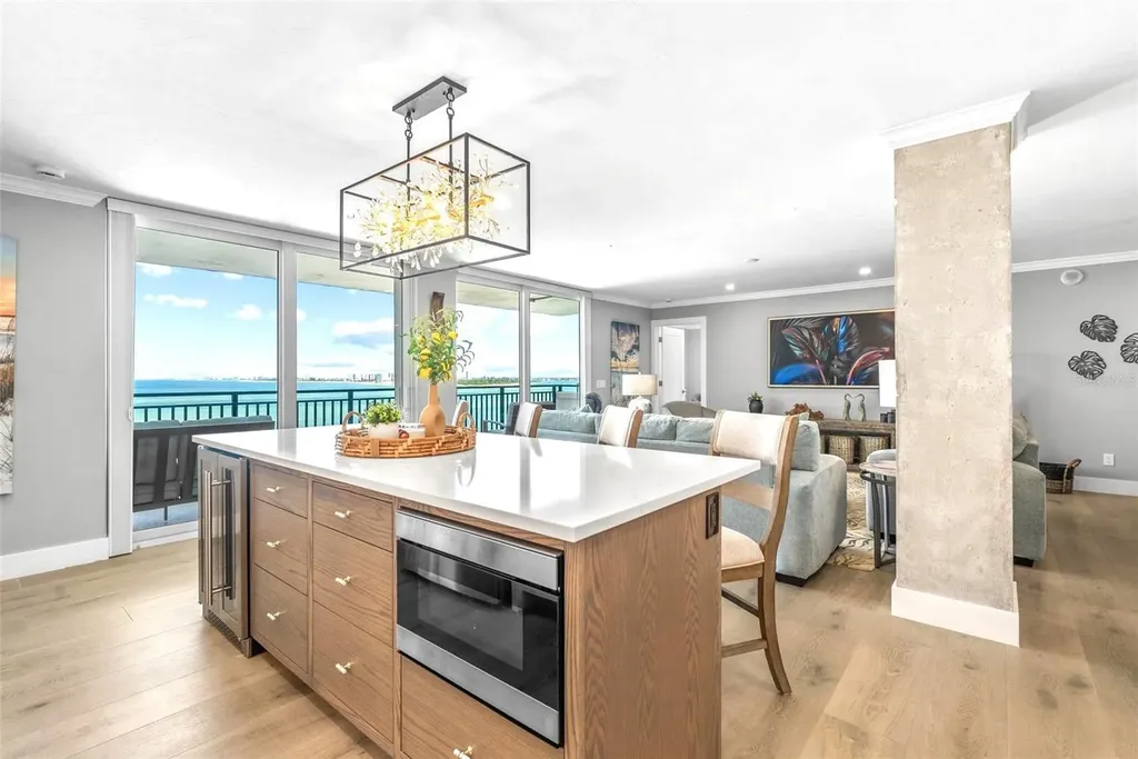 4822 Ocean Boulevard Sarasota FL 34242