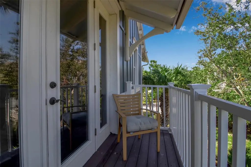 321 Sapphire Lake Drive Bradenton FL 34209