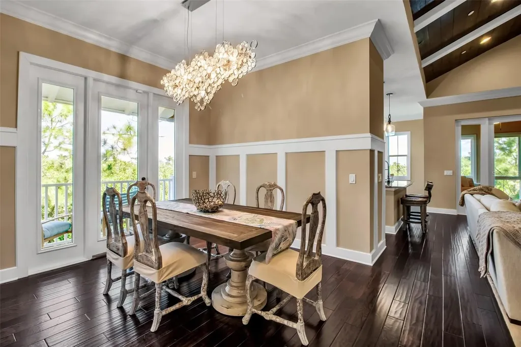 321 Sapphire Lake Drive Bradenton FL 34209