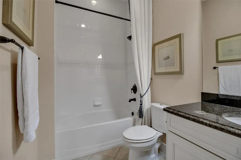 321 Sapphire Lake Drive Bradenton FL 34209
