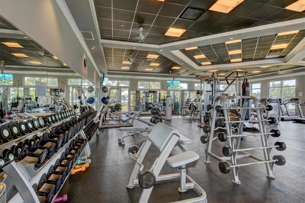 321 Sapphire Lake Drive Bradenton FL 34209