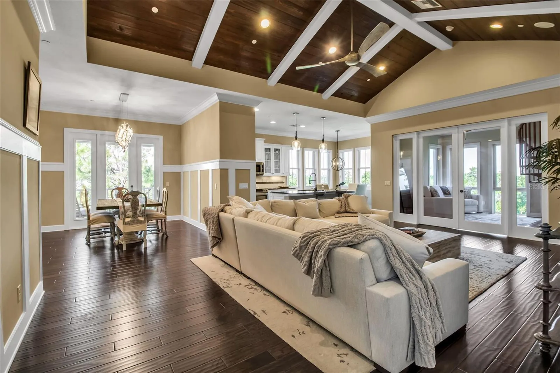 321 Sapphire Lake Drive Bradenton FL 34209