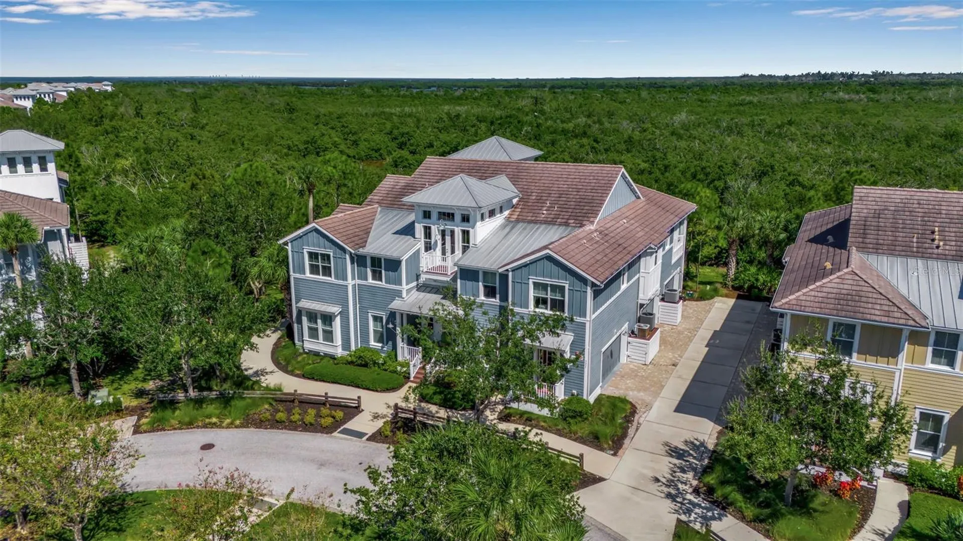 321 Sapphire Lake Drive Bradenton FL 34209