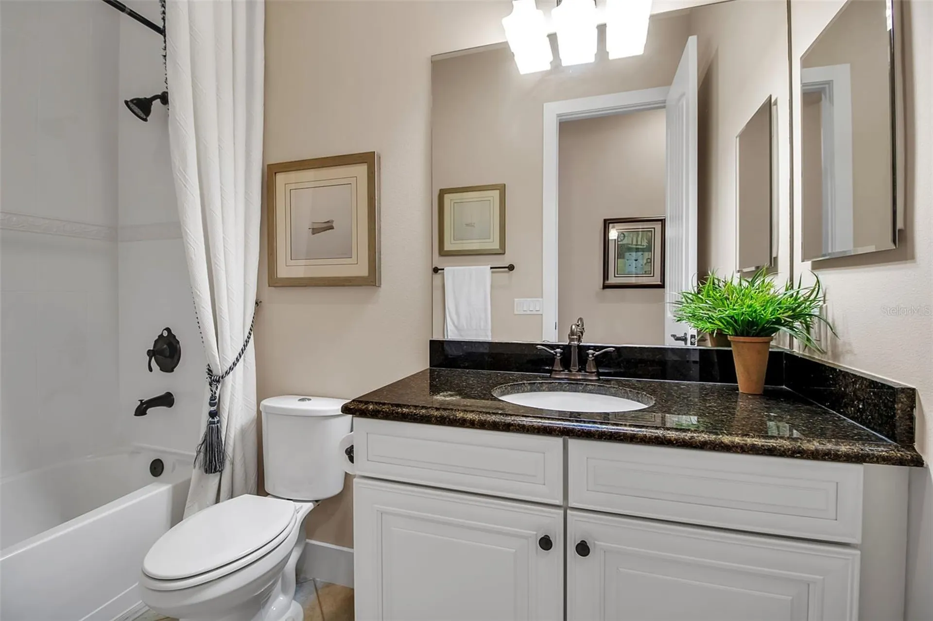 321 Sapphire Lake Drive Bradenton FL 34209