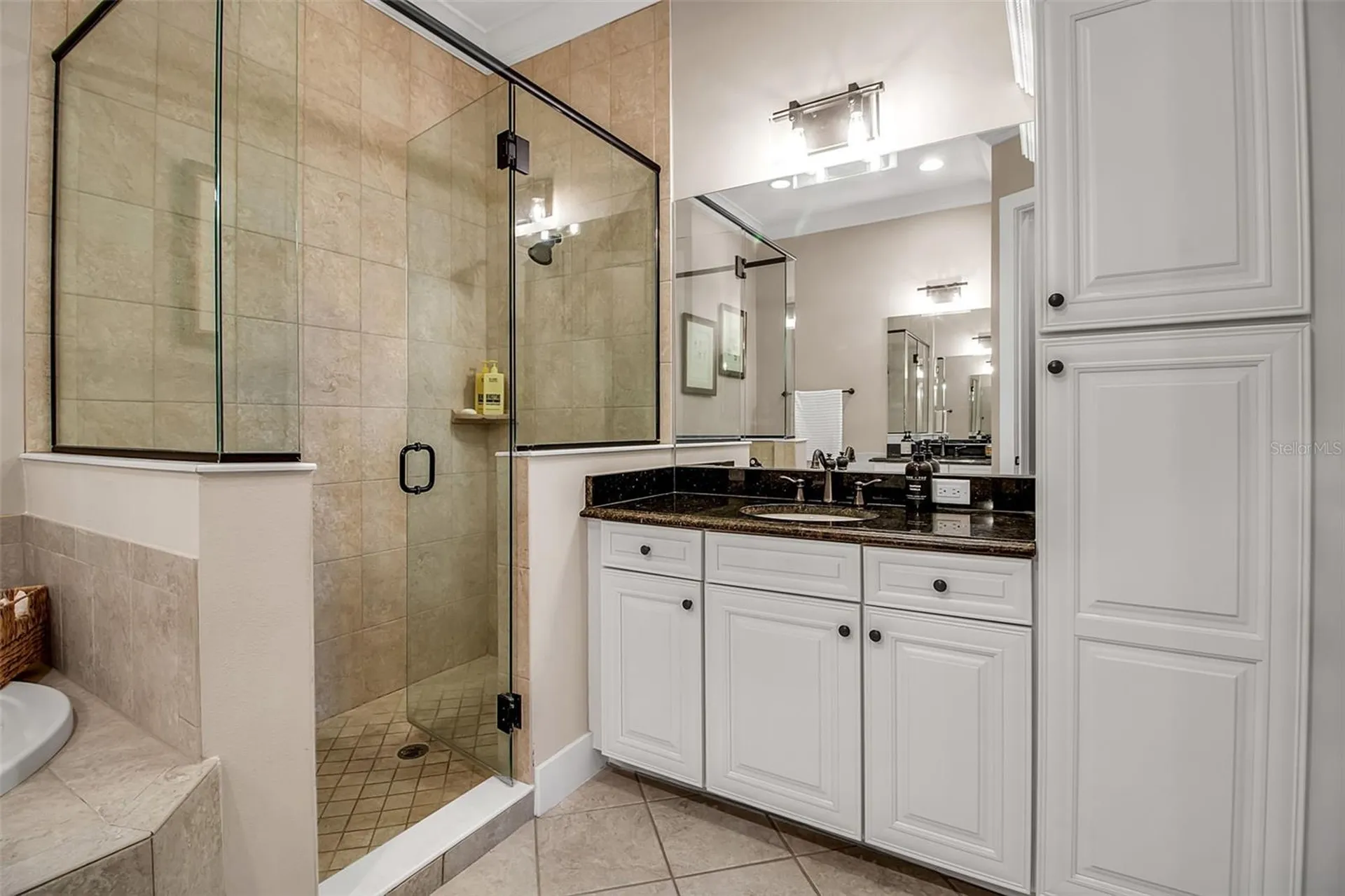 321 Sapphire Lake Drive Bradenton FL 34209