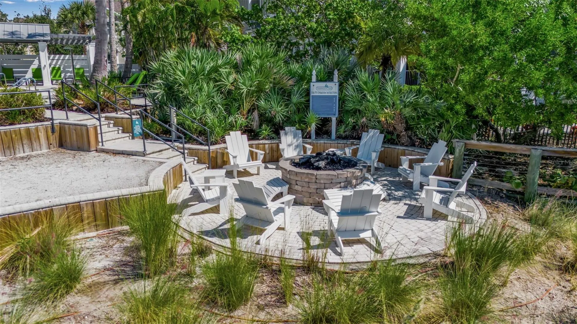 321 Sapphire Lake Drive Bradenton FL 34209