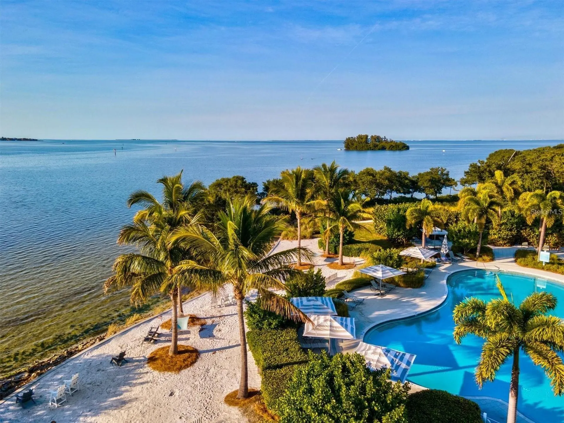 321 Sapphire Lake Drive Bradenton FL 34209