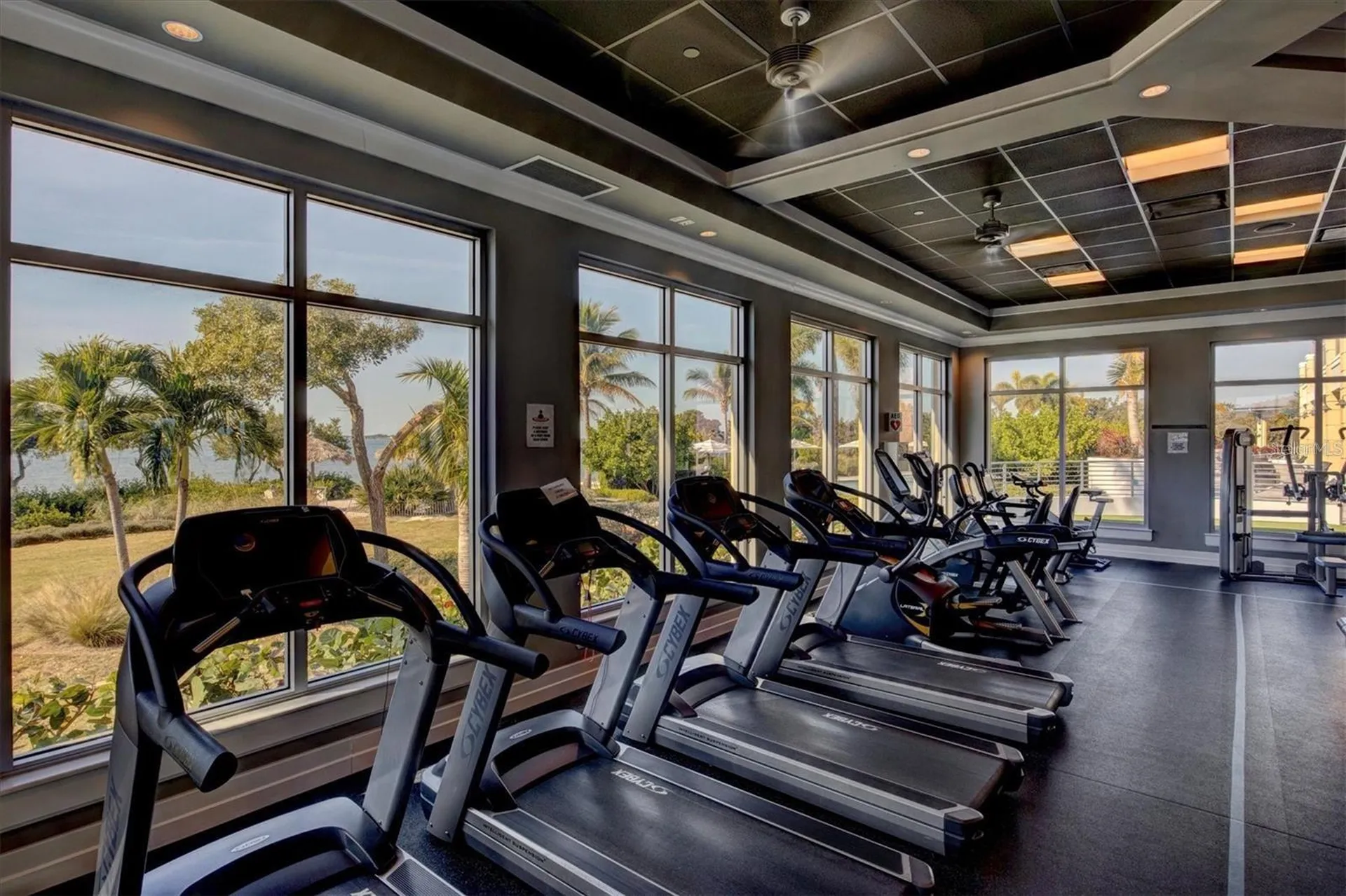 321 Sapphire Lake Drive Bradenton FL 34209