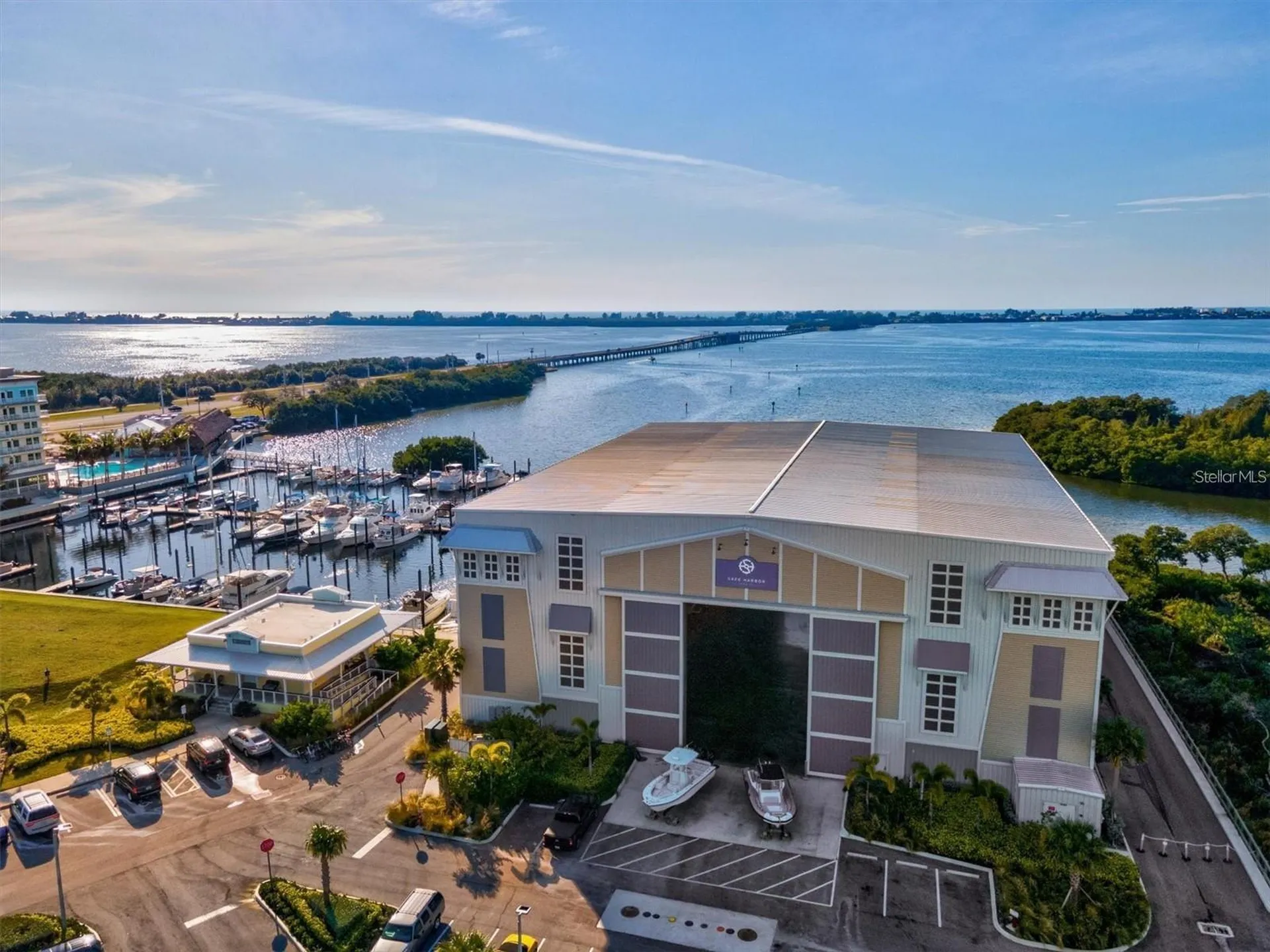 321 Sapphire Lake Drive Bradenton FL 34209