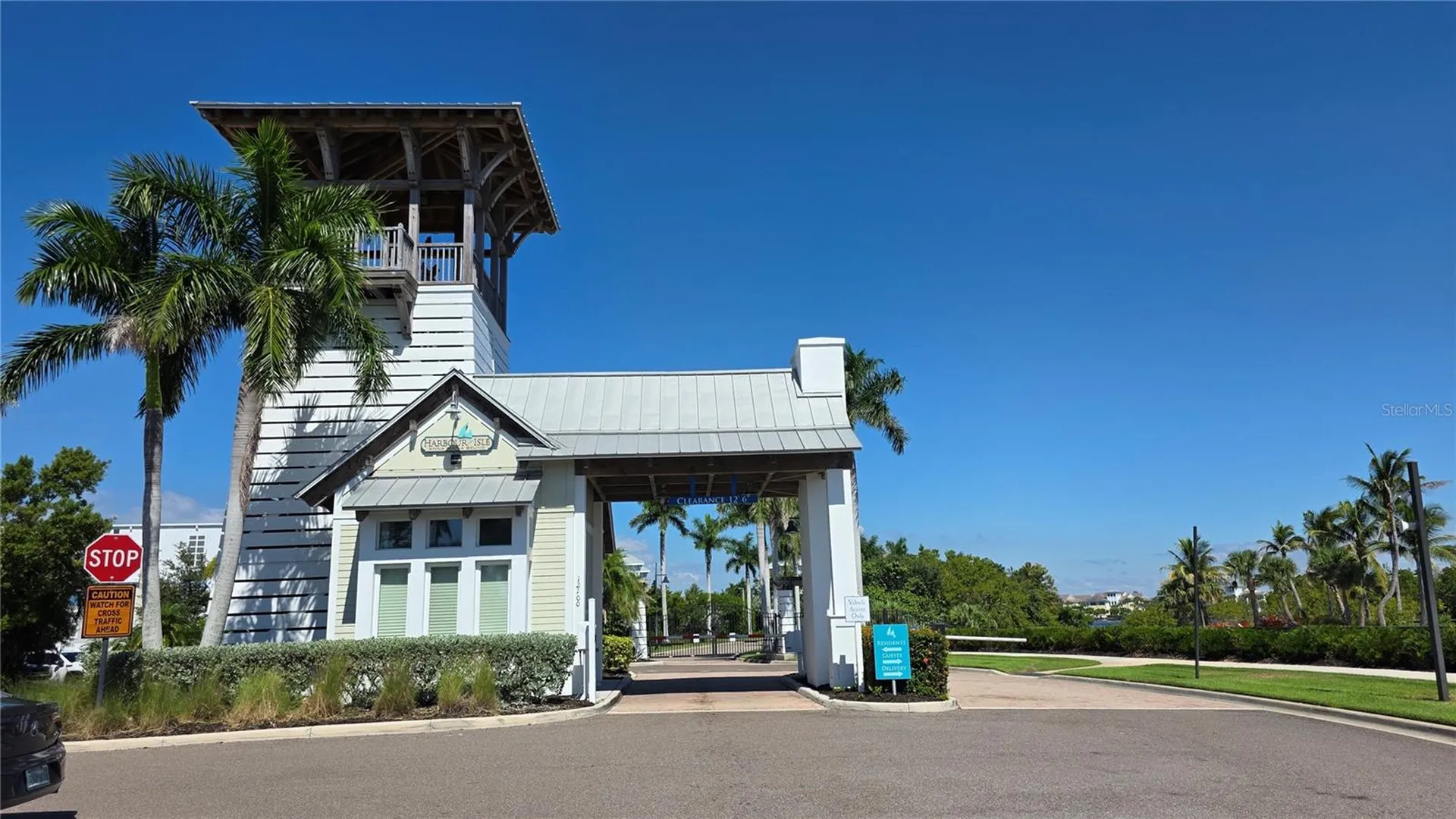 321 Sapphire Lake Drive Bradenton FL 34209