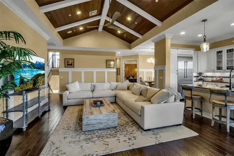 321 Sapphire Lake Drive Bradenton FL 34209