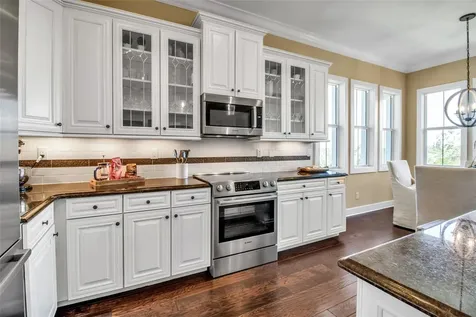 321 Sapphire Lake Drive Bradenton FL 34209