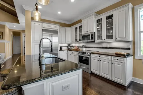 321 Sapphire Lake Drive Bradenton FL 34209