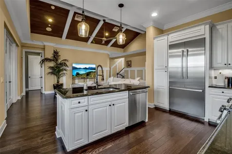 321 Sapphire Lake Drive Bradenton FL 34209