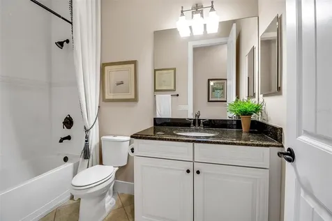 321 Sapphire Lake Drive Bradenton FL 34209