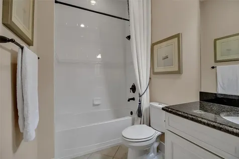 321 Sapphire Lake Drive Bradenton FL 34209