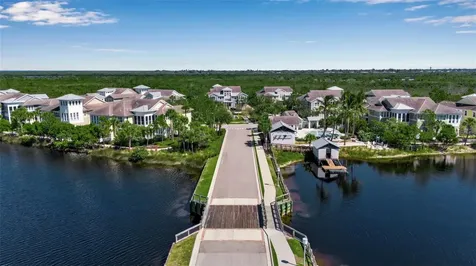 321 Sapphire Lake Drive Bradenton FL 34209