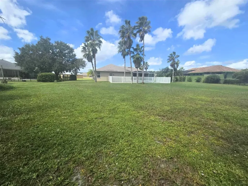 111 141st Court NE Bradenton FL 34212