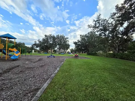 111 141st Court NE Bradenton FL 34212