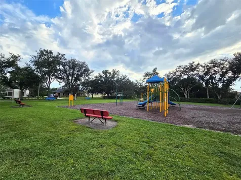 111 141st Court NE Bradenton FL 34212