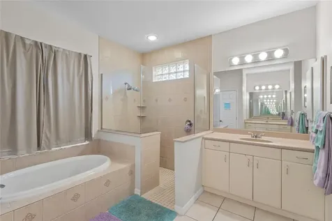 111 141st Court NE Bradenton FL 34212
