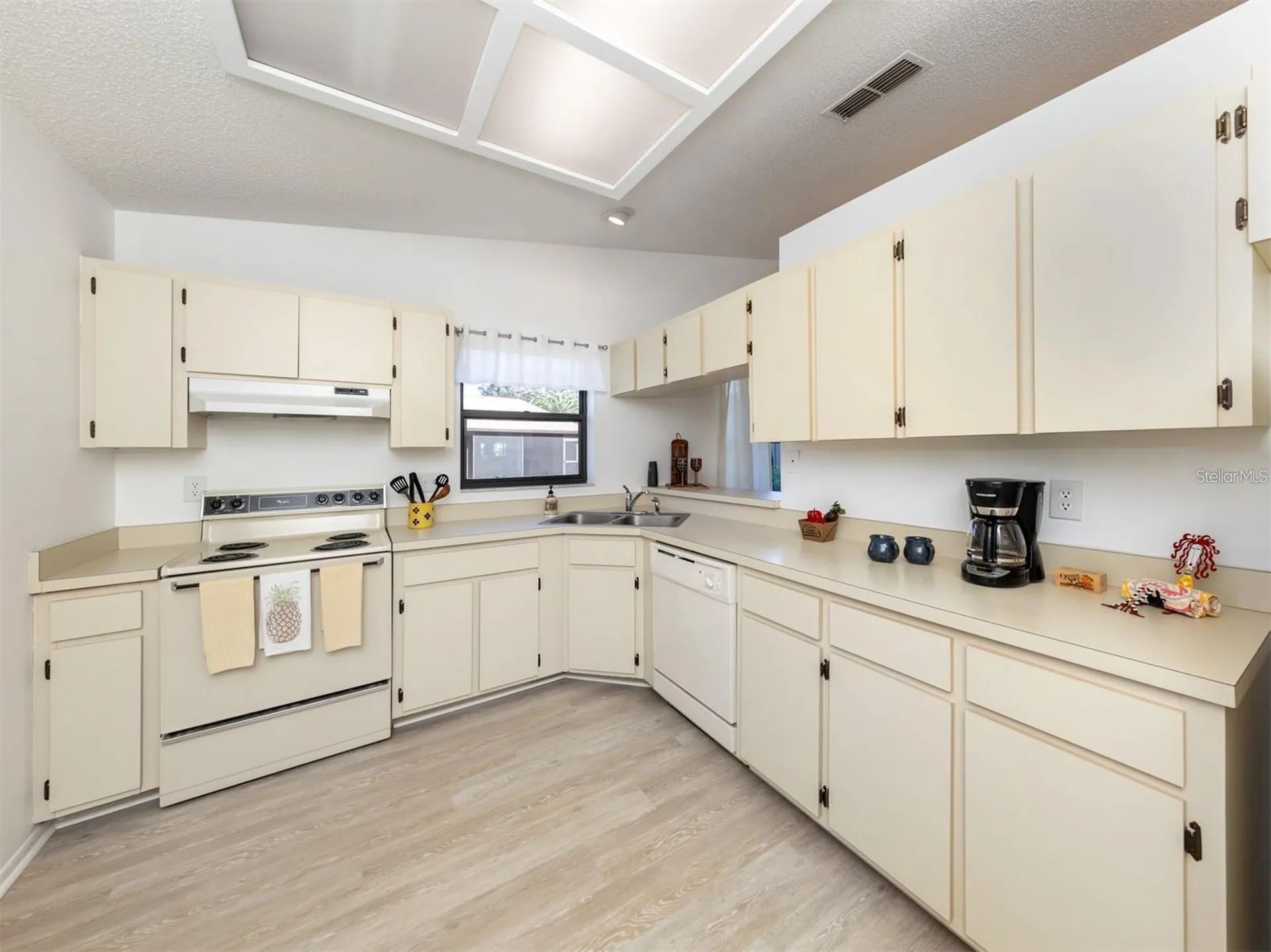 401 Curry Street Nokomis FL 34275