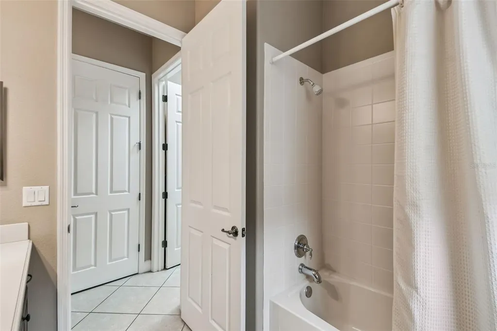 861 Bella Viana Road Kissimmee FL 34759