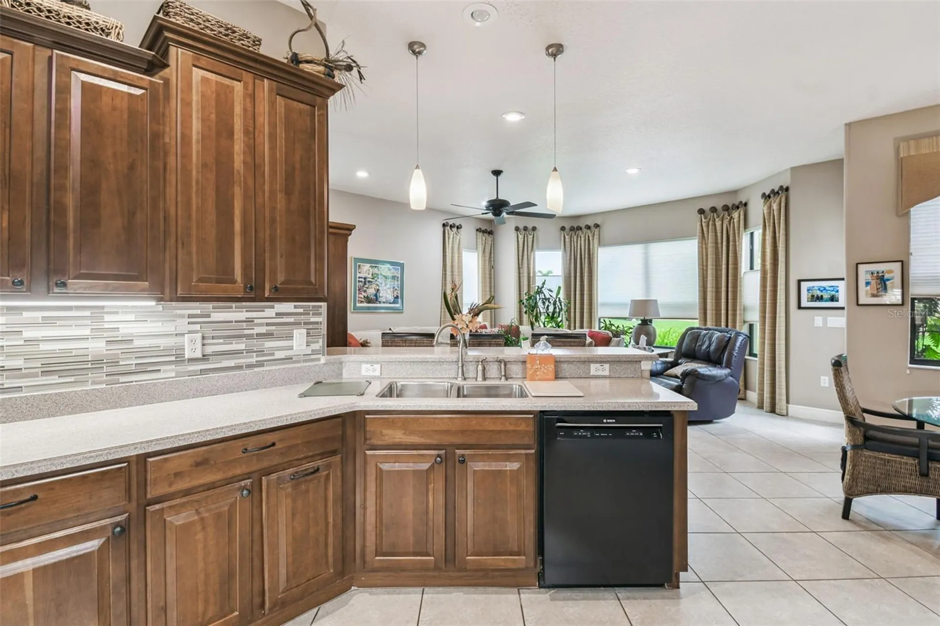861 Bella Viana Road Kissimmee FL 34759