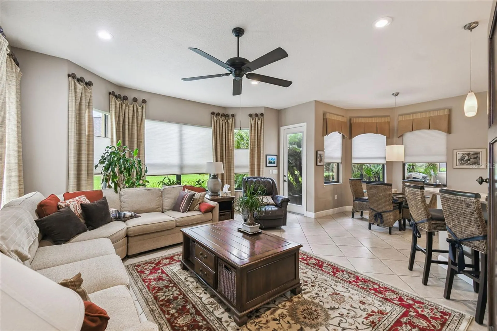 861 Bella Viana Road Kissimmee FL 34759