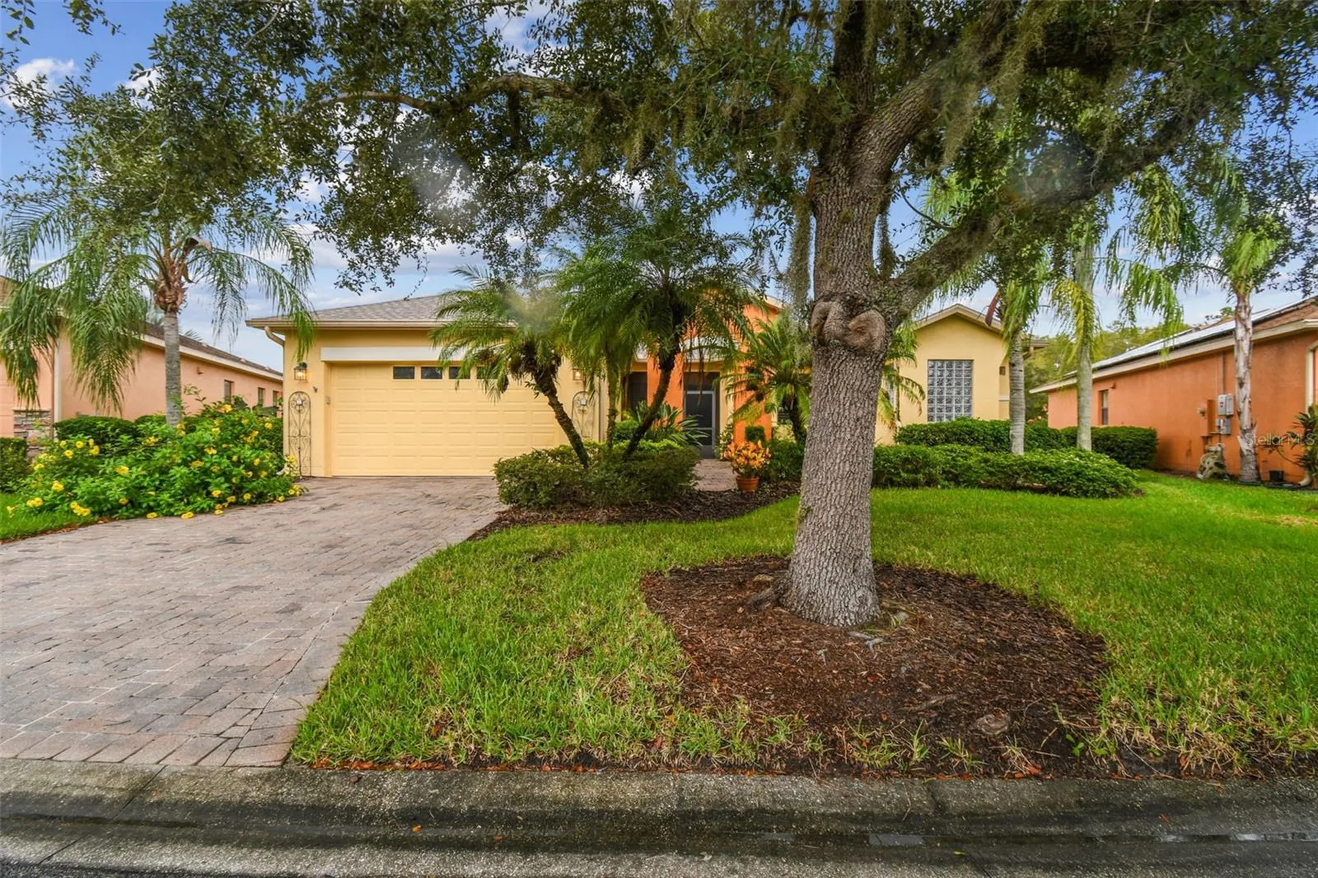 861 Bella Viana Road Kissimmee FL 34759
