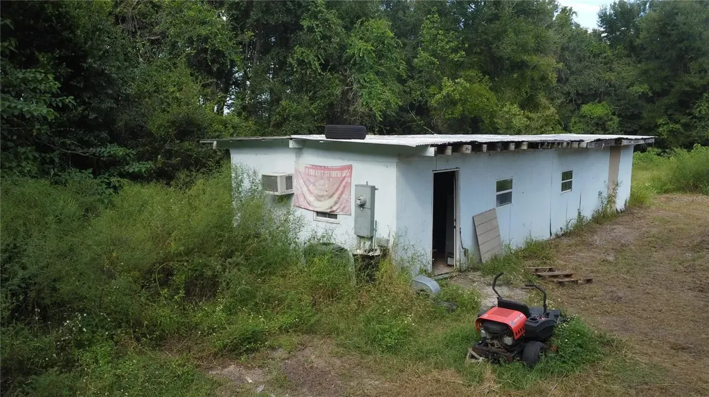 17281 SE 130th Weirsdale FL 32195