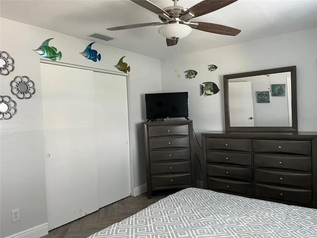 430 Larboard Way Clearwater Beach FL 33767