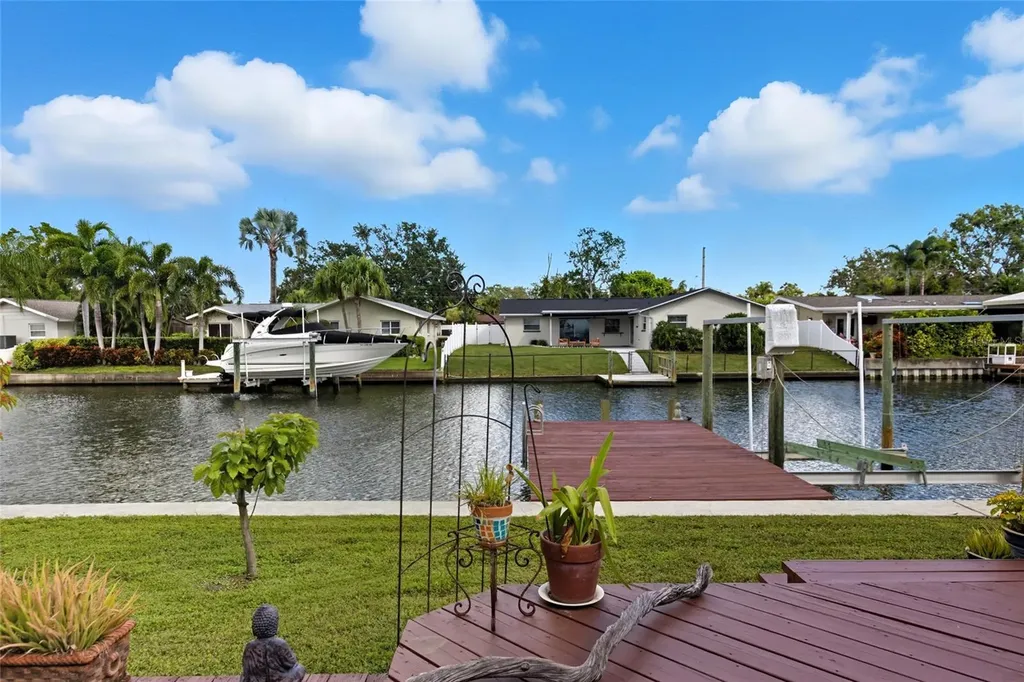 4261 14th Street NE St Petersburg FL 33703