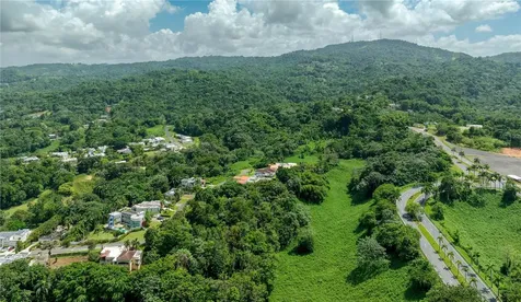 C42-43 Valle Escondido Guaynabo PR 00971