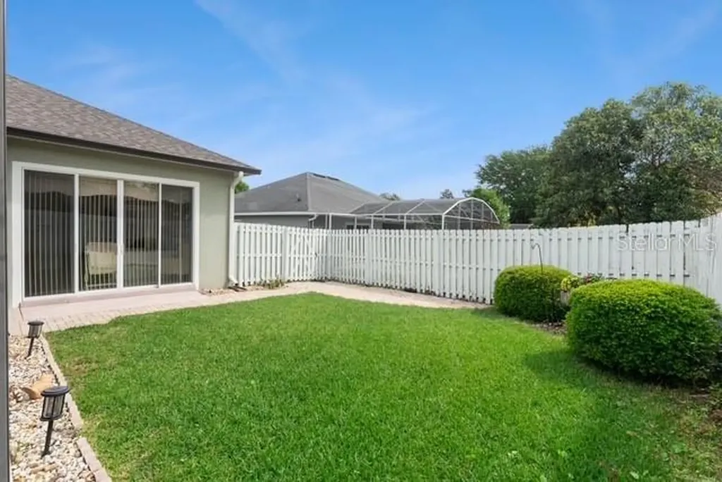 8038 Glitter Court Orlando FL 32836