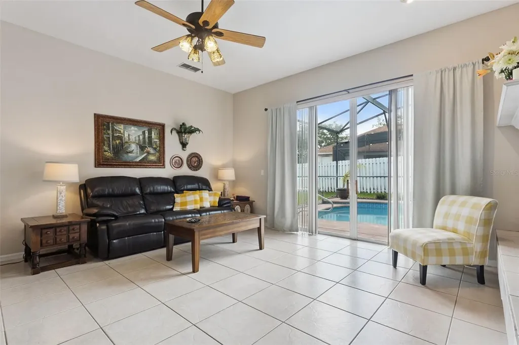 8038 Glitter Court Orlando FL 32836