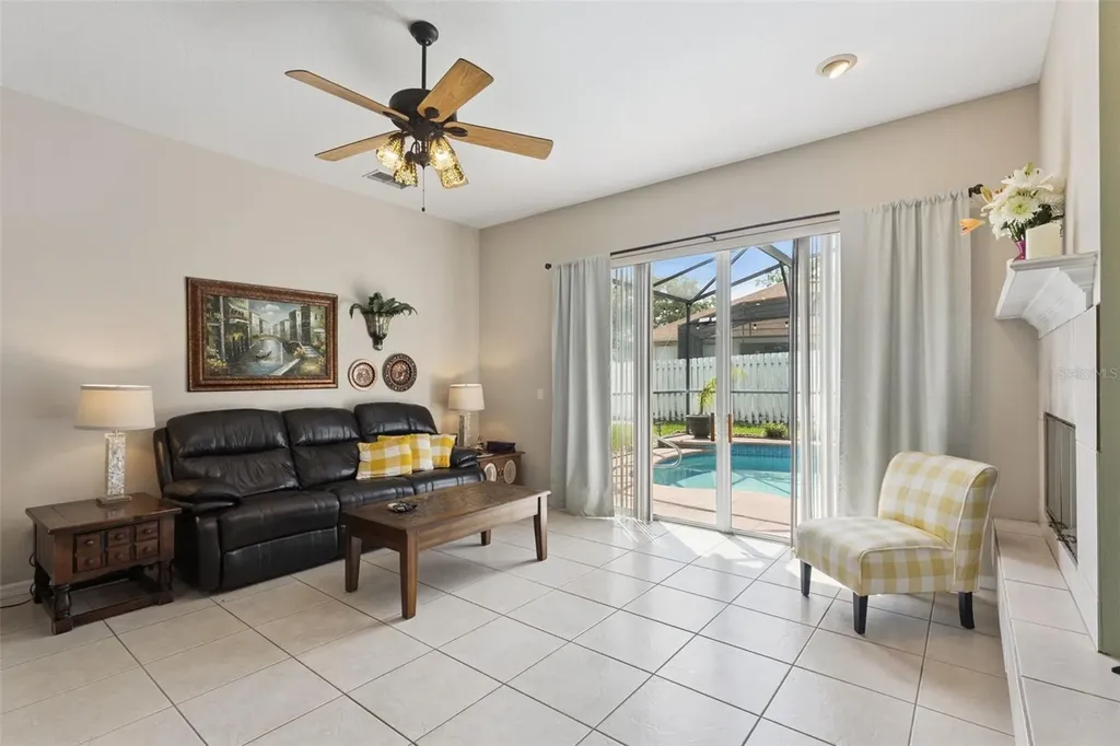 8038 Glitter Court Orlando FL 32836