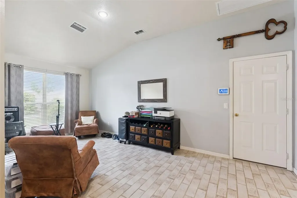 8038 Glitter Court Orlando FL 32836