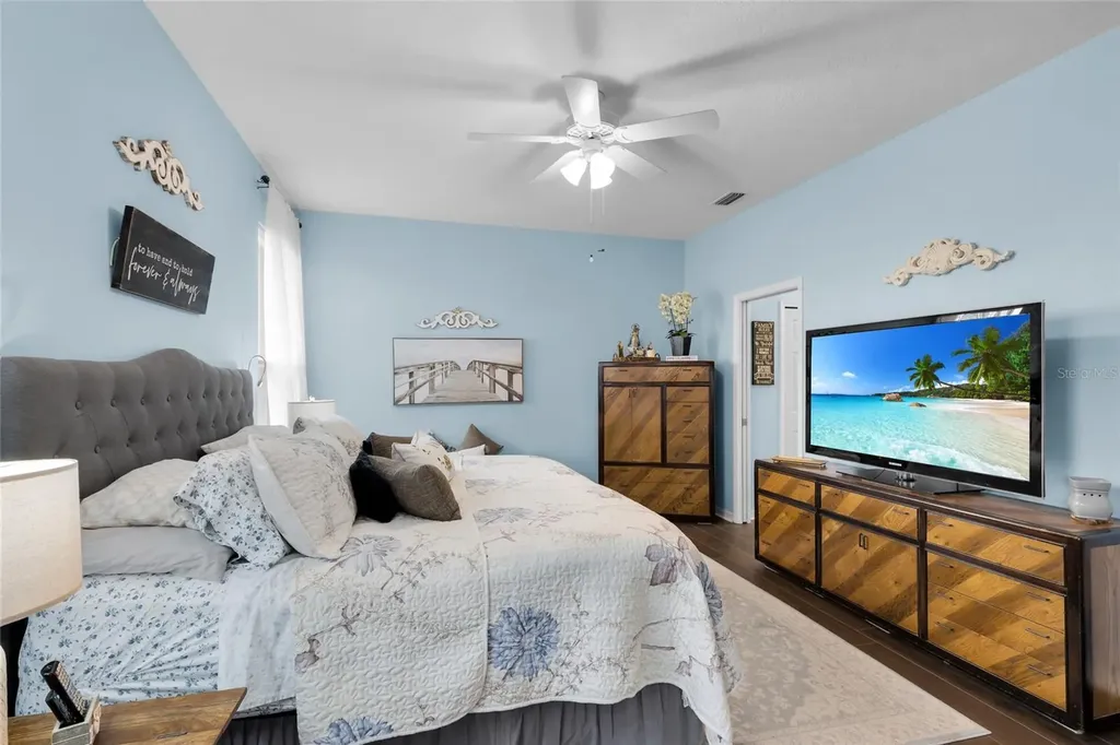 5138 Indian Ocean Loop Tavares FL 32778